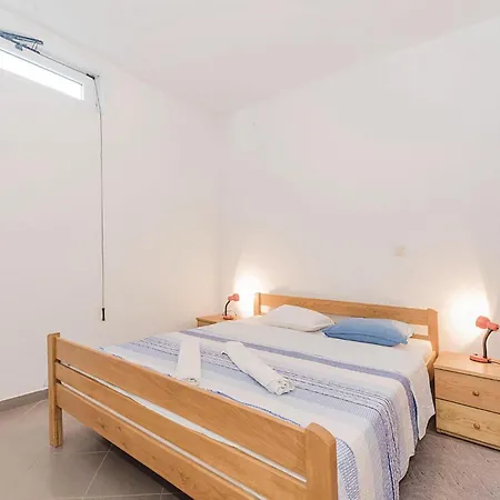 Cozy In Biograd With Wifi Apartman Biograd Na Moru