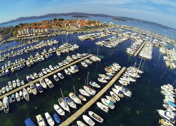 Cozy In Biograd With Wifi Appartement